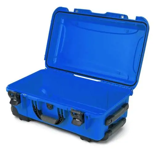 Nanuk 935 Case standing up with telescopic handle extended - Black