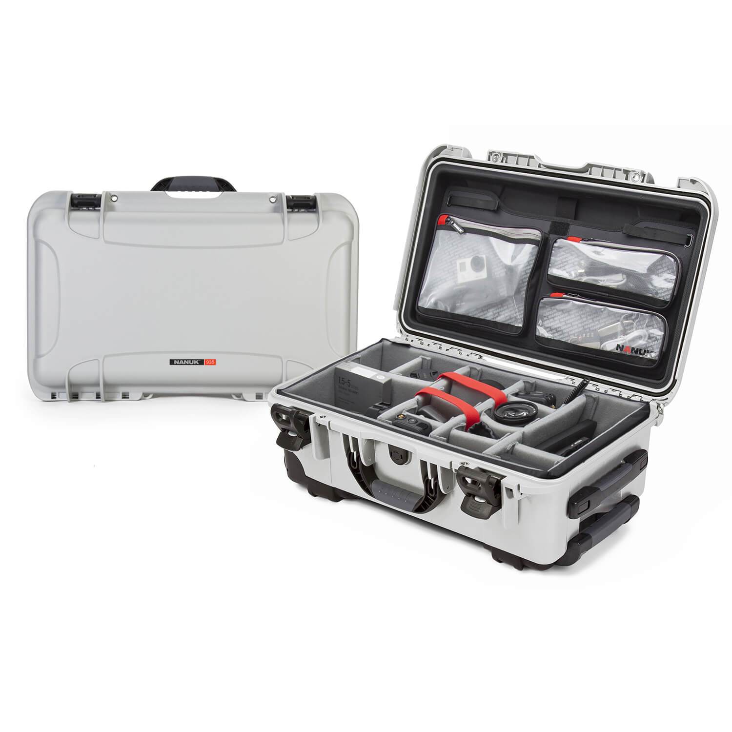 NANUK 935 Pro Photo Kit - Waterdichte harde koffer voor camera, met gewatteerde verdelers en wieltjes, 56 x 36 x 23 cm - Stofvrij en schokbestendig, goedgekeurd als handbagage (Geel