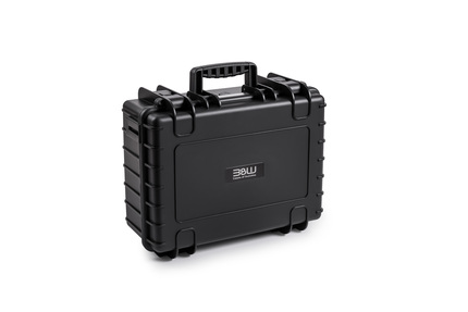 B&W Outdoor Case Type 5000 (PP.221): Black - Three-Quarter Front Closed
