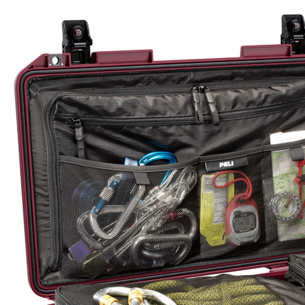 Lid Mesh and Zippered Storage Compartments
