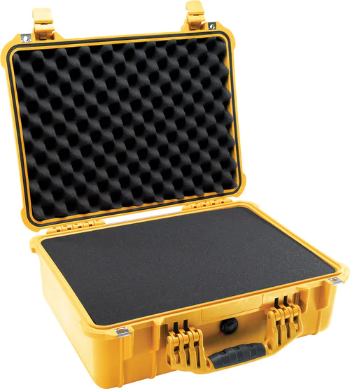 Peli 1520 Case With Foam SPECIAL OFFER - Yellow