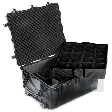 Peli 1690 case with Dividers SPECIAL OFFER - with wheels - Black