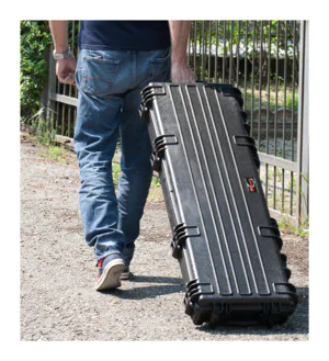 Explorer 11413 Case with Wheels