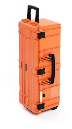 Explorer 8831HL Case with Wheels