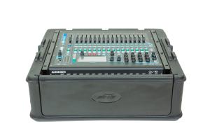SKB 1SKB-R100 Roto-moulded 10U Top Mixer Rack