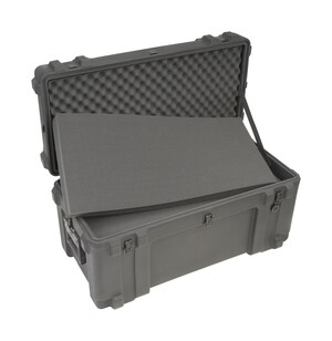 SKB rSeries 3214-15 Case with Wheels - Case Empty